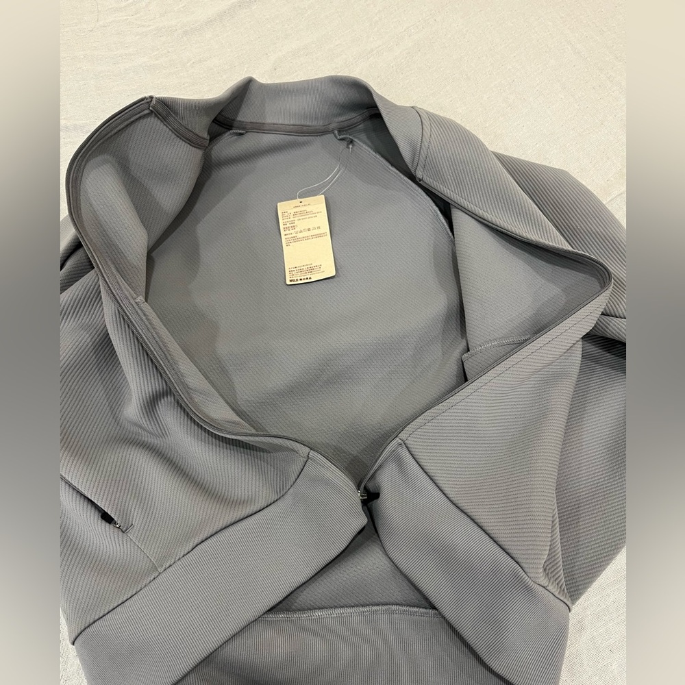 Muji Gray Zip-Up Jacket - Picture 5 of 9